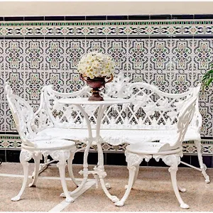 https://pension-azahar.es-andalucia.com